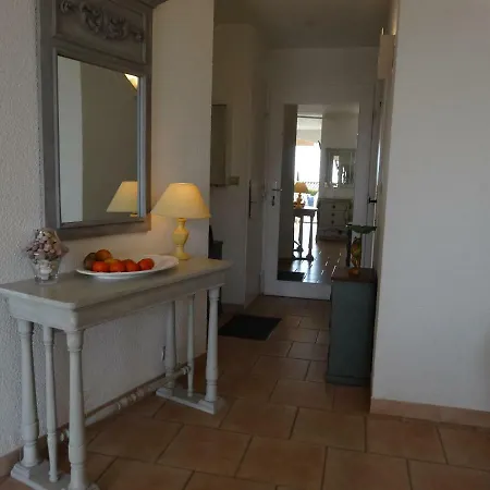 Valmer Apartment *